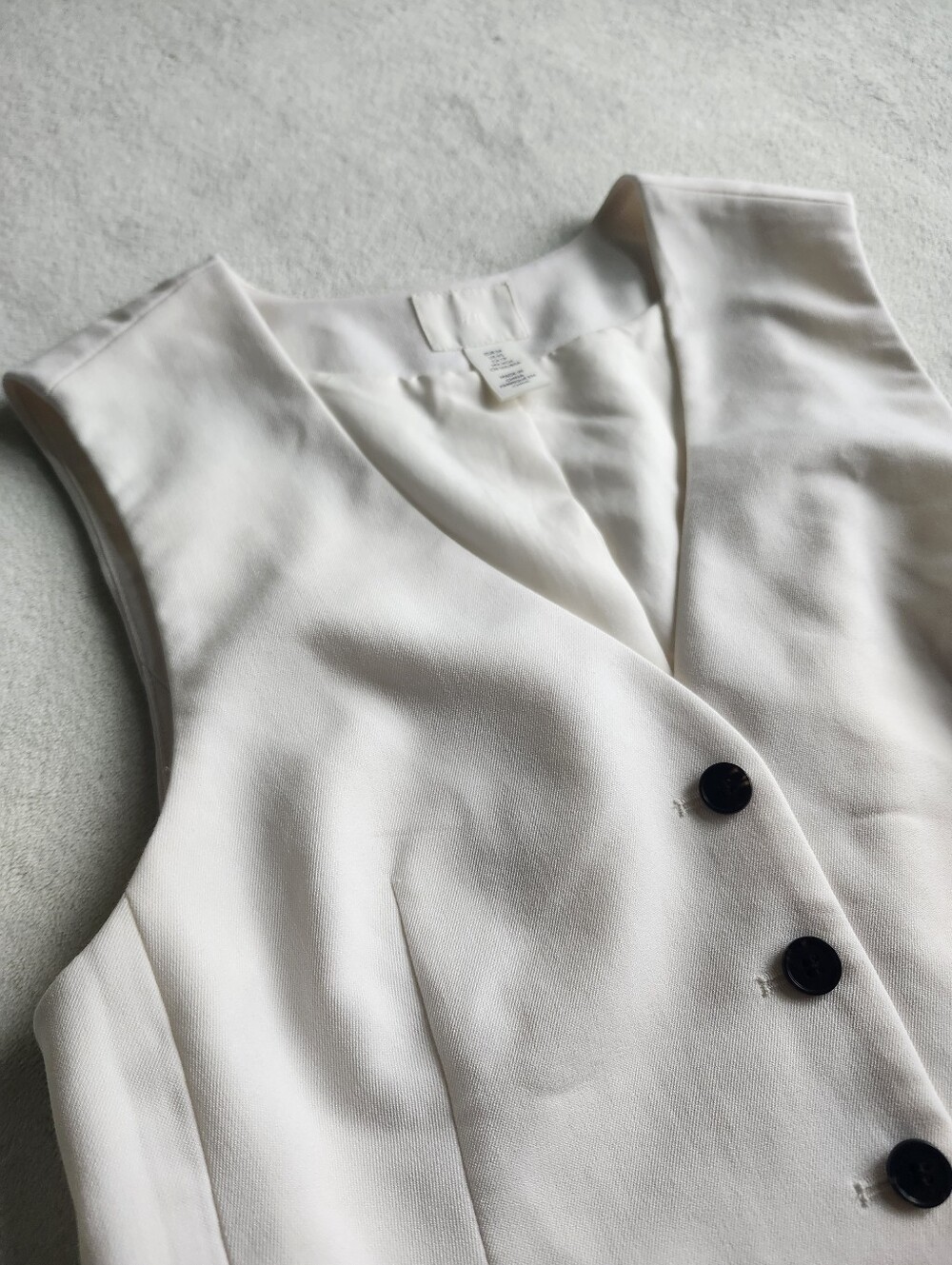 H&M Sleeveless V-Neck Button Vest - Cream White, Size XS